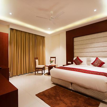 Hotel Z Suite-Near Delhi Airport New Delhi Exterior photo
