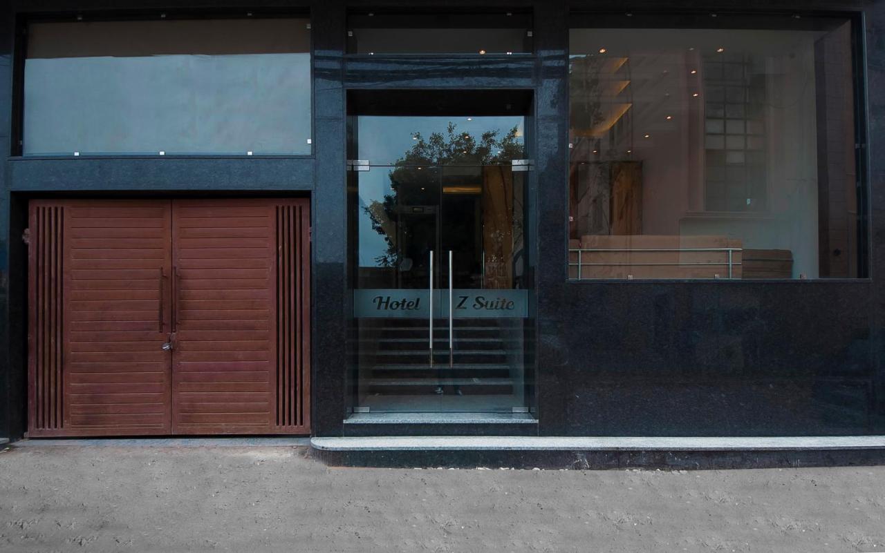 Hotel Z Suite-Near Delhi Airport New Delhi Exterior photo