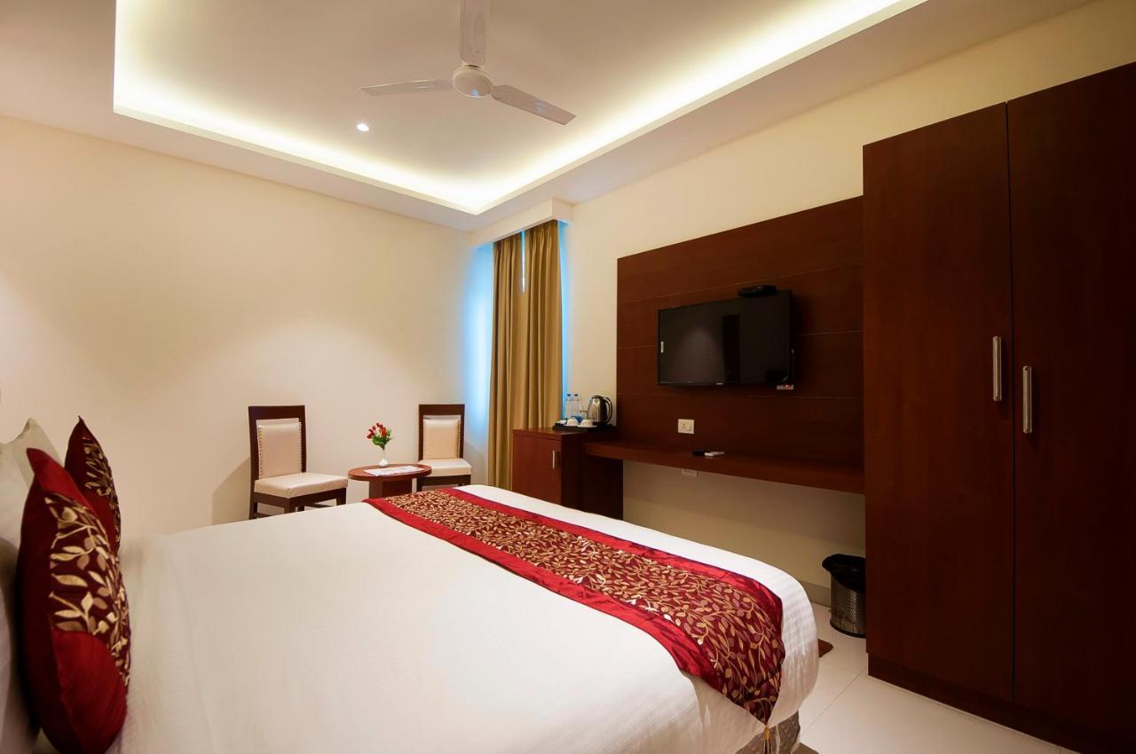Hotel Z Suite-Near Delhi Airport New Delhi Exterior photo
