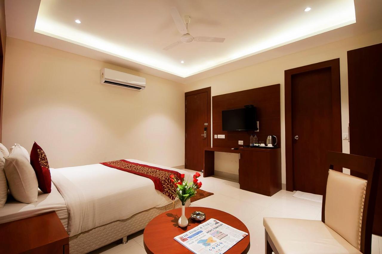 Hotel Z Suite-Near Delhi Airport New Delhi Exterior photo
